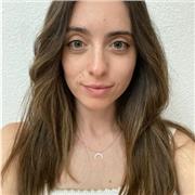 Soy una persona alegre, simpática y responsable. Me adapto a las necesidades del alumno/a.